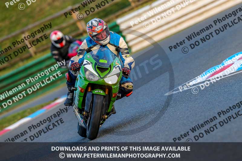 PJM Wedding Photography;enduro digital images;event digital images;eventdigitalimages;mallory park;mallory park photographs;mallory park trackday;mallory park trackday photographs;no limits trackdays;peter wileman photography;racing digital images;trackday digital images;trackday photos